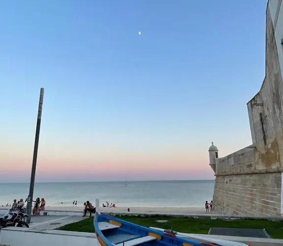 Oasis - Farol Do Mar *