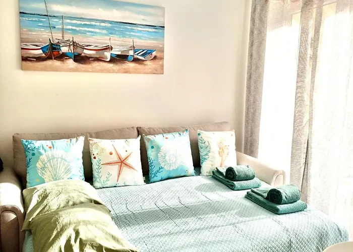 Oasis - Farol Do Mar